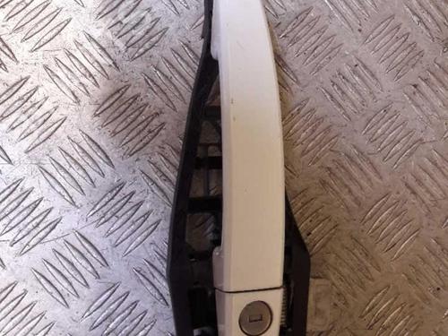 front-left-exterior-door-handle-opel-corsa-d-s07-2006-2007-2008-2009-2010-2011-2012-2013-2014-2015-23727443 main image