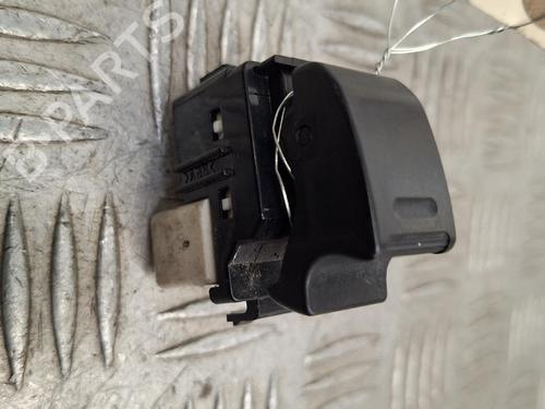Right front window switch TOYOTA YARIS (_P1_) 1.0 (SCP10_, SCP10R) | BP37459366I26 - Image 2