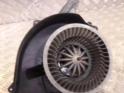Used Heater blower motor VW POLO V (6R1, 6C1) 1.6 TDI (90 hp) 24852210