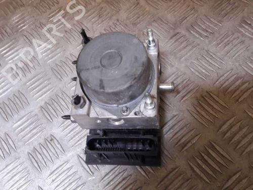 Used ABS pump ABS pump RENAULT CLIO III (BR0/1, CR0/1) 1.5 dCi (BR17, CR17) (86 hp) 23734694 23734694