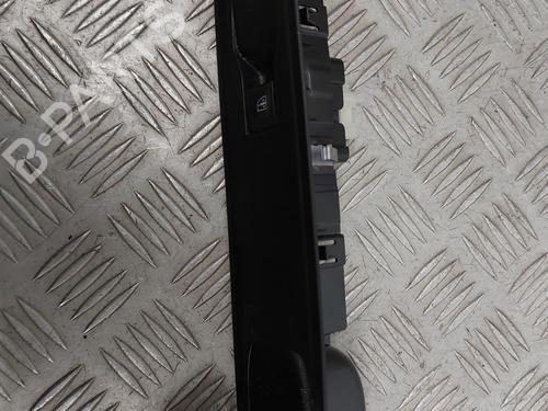Right front window switch DACIA SANDERO III 1.0 TCe 90 | BP29456844I26 