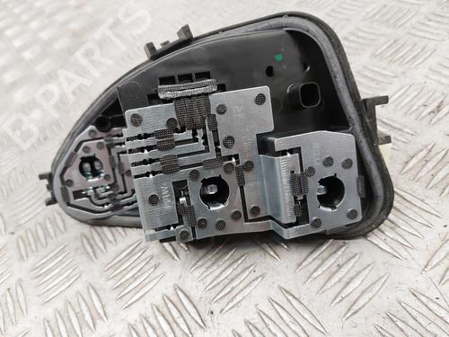 Lampeholder RENAULT CLIO III (BR0/1, CR0/1) 1.5 dCi (BR17, CR17) (86 hp) 30516263