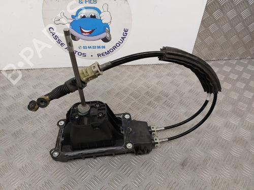 Used Gear lever RENAULT CLIO III (BR0/1, CR0/1) 1.5 dCi (BR17, CR17) (86 hp) 23745280