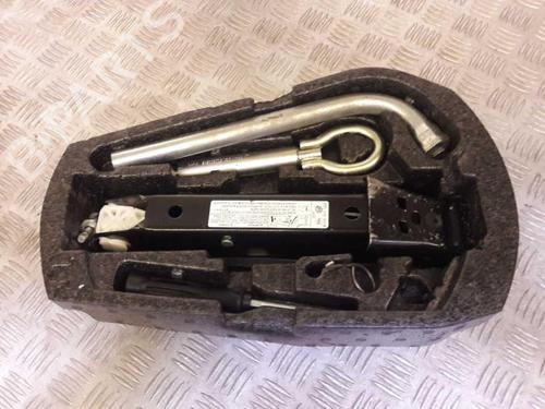 jack-kit-seat-ibiza-iv-st-6j8-6p8-2010-2011-2012-2013-2014-2015-2016-23656815 main image