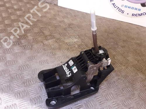 Used Gear lever PEUGEOT 208 I (CA_, CC_) 1.6 HDi / BlueHDi 75 (75 hp) 23728206