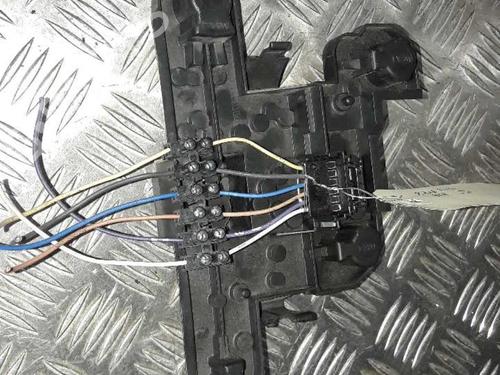 Lamp holder RENAULT MEGANE I (BA0/1_) 1.6 16V (BA04, BA0B, BA11, BA1J, BA16, BA19, BA1K, BA1V,... | BP23655766L10 