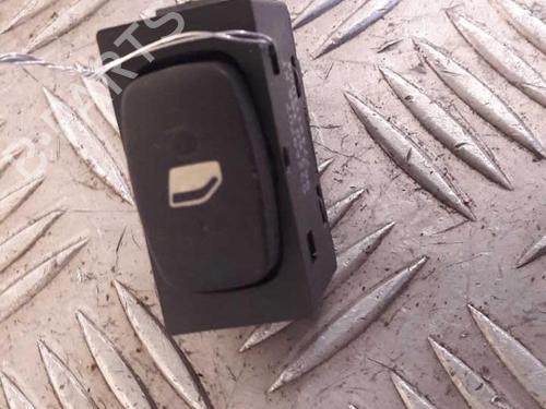 Used Left rear window switch Left rear window switch PEUGEOT 407 (6D_) 2.0 HDi 135 (6DRHRH, 6DRHRE, 6DRHRG, 6DRHRJ) (136 hp) 23723998 23723998