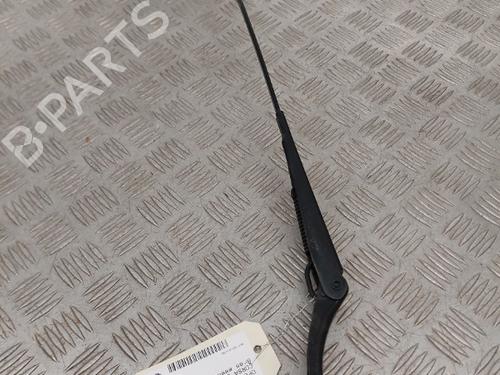 Used Front windshield wiper arm OPEL CORSA E (X15) 1.4 (08, 68) (90 hp) 23745075
