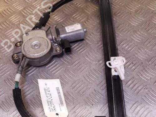 Used Front right window mechanism Front right window mechanism ALFA ROMEO 147 (937_) 1.9 JTDM 8V (937.AXD1A, 937.AXU1A, 937.BXU1A) (120 hp) 23726722 23726722