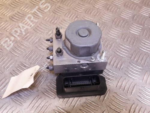 Used ABS pump PEUGEOT 308 II (LB_, LP_, LW_, LH_, L3_) 1.6 HDi 100 (99 hp) 23726888