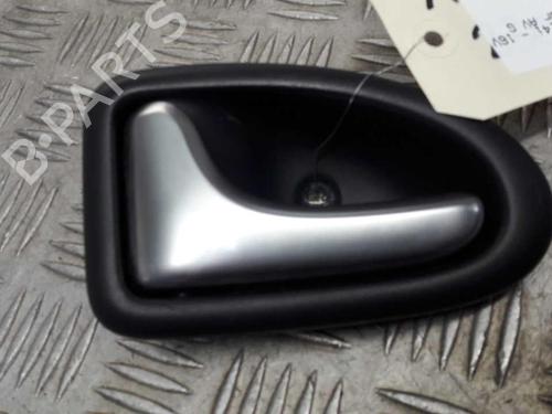 Used Front left interior door handle Front left interior door handle RENAULT CLIO II (BB_, CB_) 1.4 16V (B/CB0P, BB13) (98 hp) 23658394 23658394