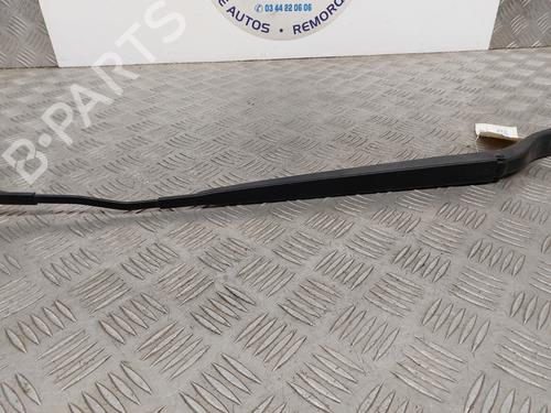 Used Front windshield wiper arm PEUGEOT 208 II (UB_, UP_, UW_, UJ_) 1.2 PureTech 100 (101 hp) 23747920