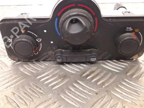 climate-control-renault-clio-iii-br01-cr01-2005-2006-2007-2008-2009-2010-2011-2012-2013-2014-24852385 main image
