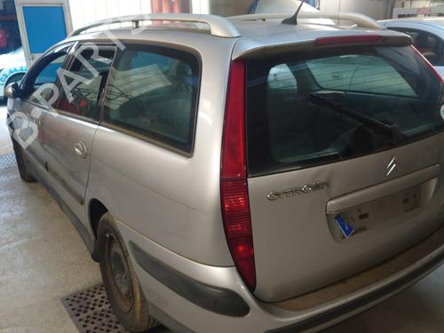 Right headlight CITROËN C5 I Break (DE_) 2.0 HDi (DERHZB, DERHZE) | BP23747609C29 - Image 7