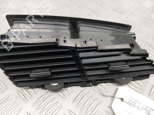 Used Air vent PEUGEOT 3008 I MPV (0U_) 1.6 HDi (109 hp) 23747639