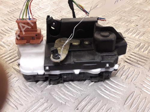 Rear right lock PEUGEOT 607 (9D, 9U) 2.7 HDi 24V | BP23717517C99 
