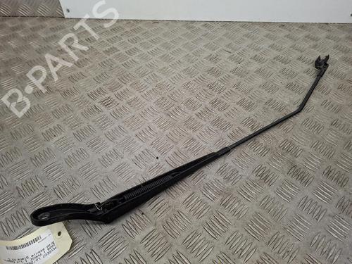 front-windshield-wiper-arm-peugeot-2008-i-cu_-2013-39228578 main image