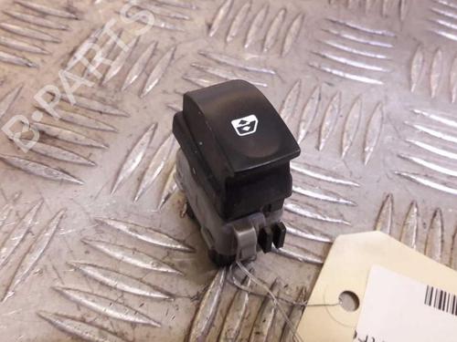 Used Right front window switch Right front window switch RENAULT TWINGO II (CN0_) 1.2 16V (CN0K, CN0V, CN0A) (76 hp) 23726939 23726939