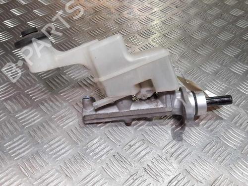 Used Brake master cylinder TOYOTA COROLLA Verso (_E12_) 1.6 VVT-i (ZZE121_, ZZE121R) (110 hp) 23716288