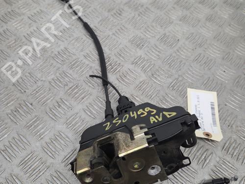 Serrure avant droite RENAULT LAGUNA II (BG0/1_) 1.9 dCi (107 hp) 30803838