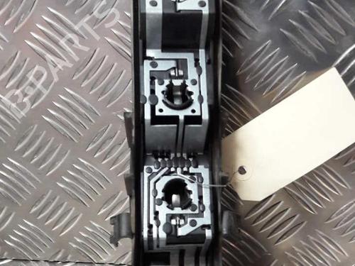 lamp-holder-renault-scenic-ii-jm01_-2003-2004-2005-2006-2007-2008-2009-2010-23656119 main image