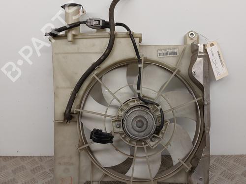 Used Radiator fan TOYOTA AYGO (_B1_) 1.0 (KGB10_, KGB10R) (68 hp) 32684559
