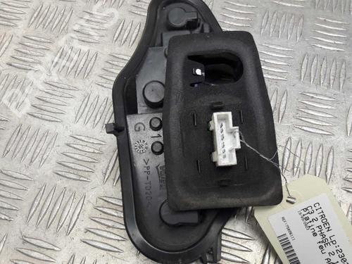 Used Lamp holder Lamp holder CITROËN C3 II (SC_) 1.4 HDi 70 (SC8HZC, SC8HR0, SC8HP4) (68 hp) 23735790 23735790
