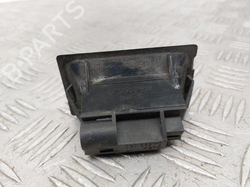 Used Licence plate light Licence plate light RENAULT ESPACE III (JE0_) 2.2 dCi (JE0K) (130 hp) 25259531 25259531