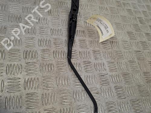 Used Front windshield wiper arm Front windshield wiper arm 39434028 39434028