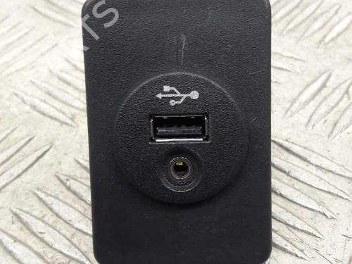 Used Electronic module NISSAN NOTE (E12) 1.2 (80 hp) 23658796