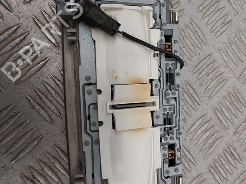 Used Interior roof light Interior roof light LANCIA DELTA III (844_) 1.6 D Multijet (844.AXC11, 844.AXC1A) (120 hp) 31925931 31925931