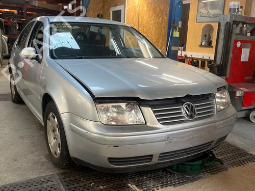 Brugte VW BORA I (1J2) 1.9 TDI 4950132