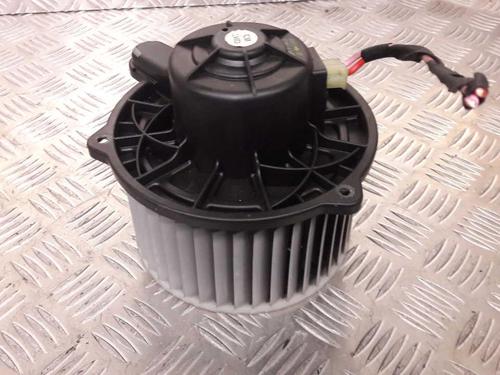 Used Heater blower motor HYUNDAI SANTA FÉ II (CM) 2.2 CRDi GLS 4x4 (150 hp) 24852066