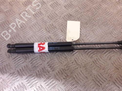 Used Tailgate lift support ALFA ROMEO GT (937_) 1.9 JTD (937CXN1B) (150 hp) 23718139