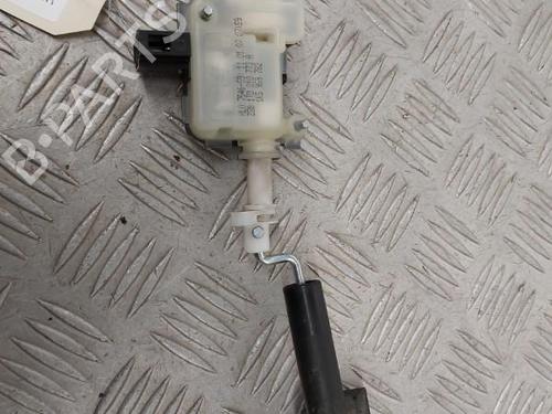 Fuel door actuator VW TOURAN (1T1, 1T2) 1.9 TDI | BP23744785E18 