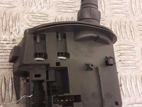 steering-column-stalk-renault-clio-iii-br01-cr01-2005-2006-2007-2008-2009-2010-2011-2012-2013-2014-23657822 main image