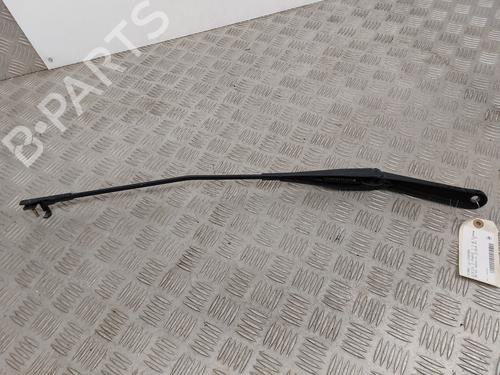 Used Front windshield wiper arm FORD FOCUS II Saloon (DB_, FCH, DH) 1.8 TDCi (115 hp) 31168523