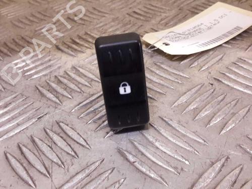 switch-dacia-logan-ls_-2004-24853508 main image