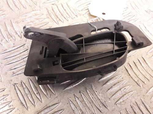 Venstre fortil invendig håndtag PEUGEOT 206 Hatchback (2A/C) 1.1 i (60 hp) 23656634