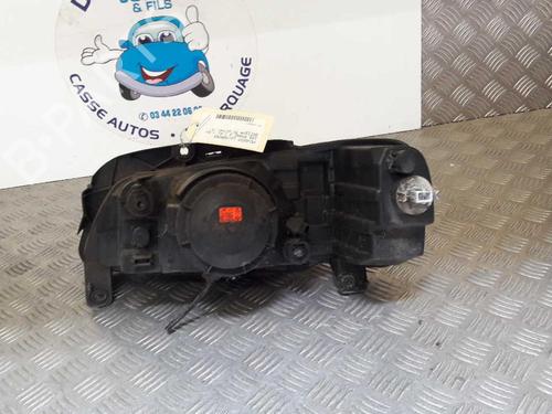 Right headlight PEUGEOT 106 II (1A_, 1C_) 1.4 i | BP23725576C29 