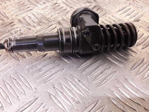Used Injector Injector AUDI A3 (8P1) 1.9 TDI (105 hp) 24852378 24852378