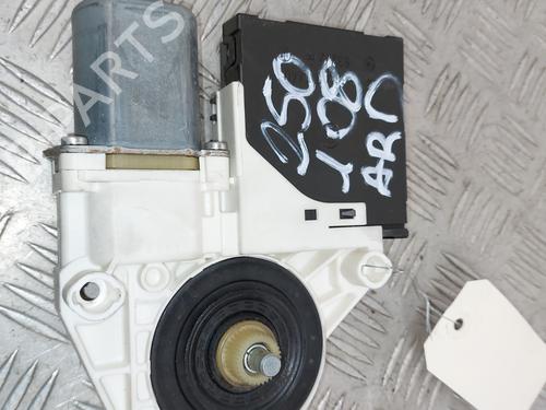 Used Right rear window motor Right rear window motor AUDI A3 Sportback (8PA) 1.9 TDI (105 hp) 24629318 24629318