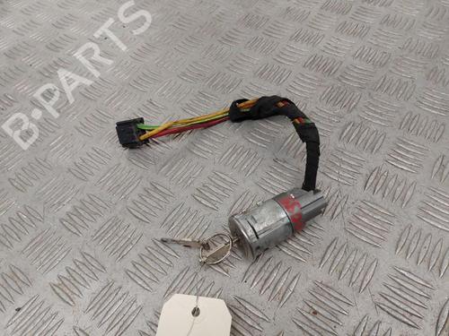 Used Ignition barrel Ignition barrel RENAULT CLIO II (BB_, CB_) 1.2 (BB0A, BB0F, BB10, BB1K, BB28, BB2D, BB2H, CB0A,... (58 hp) 24854158 24854158