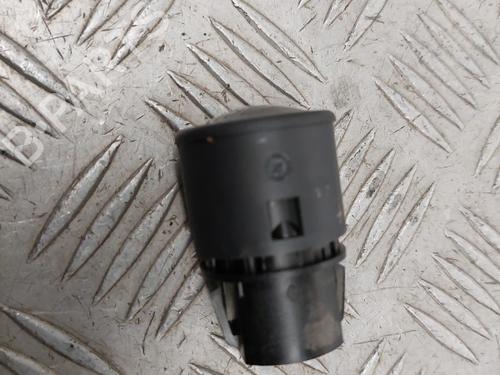 Used Switch Switch RENAULT MEGANE III Hatchback (BZ0/1_, B3_) 1.5 dCi (106 hp) 23746104 23746104