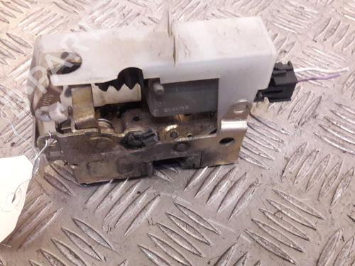 Fechadura trás esquerda Fechadura trás esquerda RENAULT CLIO II (BB_, CB_) 1.9 D (B/CB0E, BB0J) (64 hp) 24852373 24852373