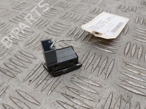 Used Right front window switch Right front window switch SKODA OCTAVIA II Combi (1Z5) 1.9 TDI (105 hp) 31644740 31644740