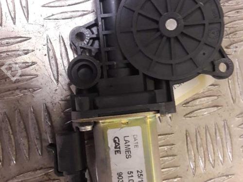 right-front-window-motor-lancia-ypsilon-843_-2003-2004-2005-2006-2007-2008-2009-2010-2011-23718173 main image