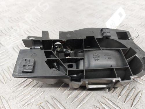 Used Front left interior door handle Front left interior door handle CITROËN C4 Grand Picasso I (UA_) 2.0 i 16V (140 hp) 23659318 23659318