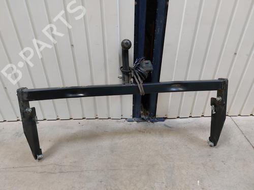 Tow ball/Mechanism PEUGEOT 206 Hatchback (2A/C) 1.4 i | BP26521733C141 
