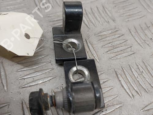 hingedoor-check-strap-bmw-1-f40-2019-23747534 main image